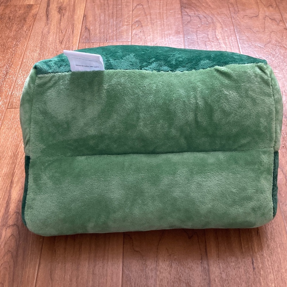 Tablet/ipad holder alligator plush - Picture 5 of 7